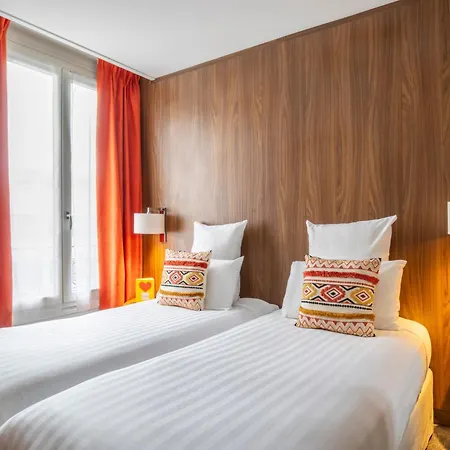 Western 61 Nation Hotel 4*