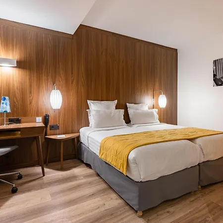 Western 61 Nation Hotel 4*