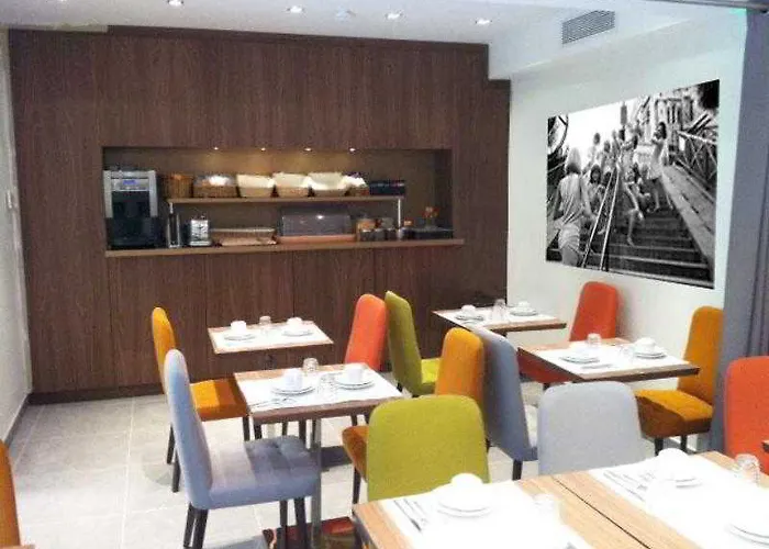 Western 61 Nation 4* Paris