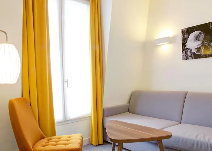 Western 61 Nation 4* Paris