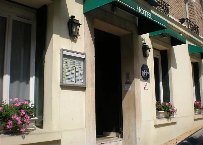 Western 61 Nation 4* Paris