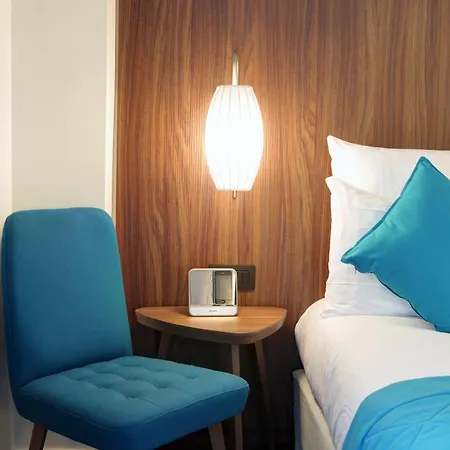 Western 61 Nation פריז